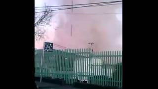 preview picture of video 'Explosion en el Hospital Materno Infantil de Cuajimalpa'