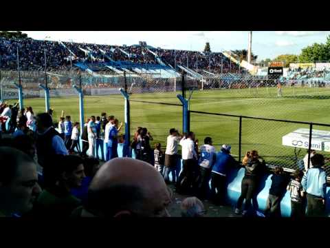 "Hinchada de Temperley" Barra: Los Inmortales &bull; Club: Temperley