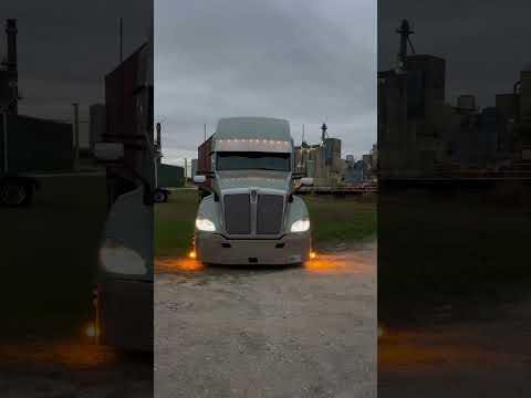 2019 Kenworth T680 #trucking #kenworthtrucks #paccar #fyp #shorts
