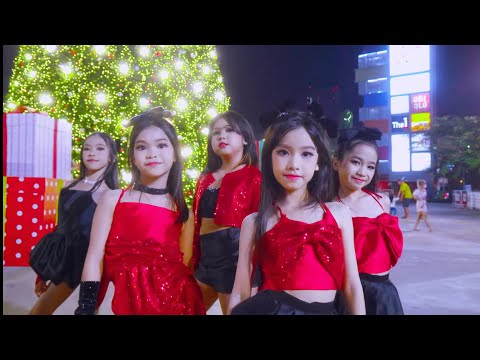 LE SSERAFIM 'FEARLESS' Cover by Pinky Force