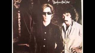 Hall &amp; Oates   The Girl Who Used To Be