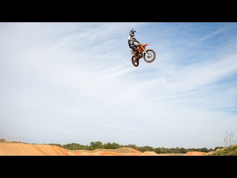 125 at James Stewart's Compound ft. Challen Tennant - Dirt Bike Addicts