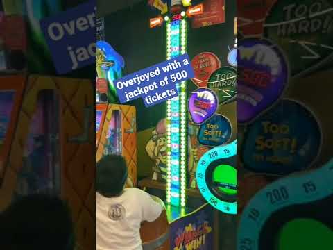 Jackpot of 500 tickets by a 7 yr old in a whack and win game #shorts #jackpot #arcadeindian