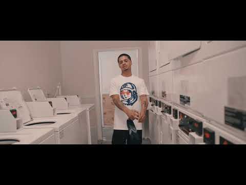 Louie V - Trap Shit Ft. Gambino MMC