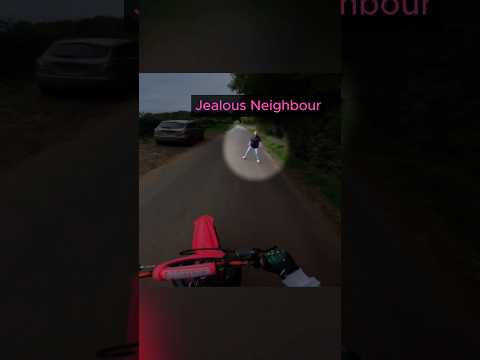 Crazy Neighbour Attacks Biker! (Bigupafrolou)