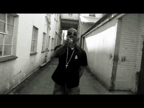 Benny Bizzie - Change Me