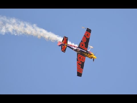 LA County Airshow 2014 - Team Redbull (Kirby Chambliss & Chuck Aaron)