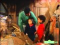 Classic Sesame Street Oscar And The Chicken