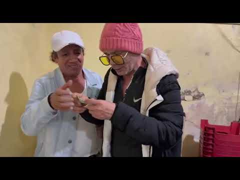 Puchito complains to Flautin for speaking ill of him.