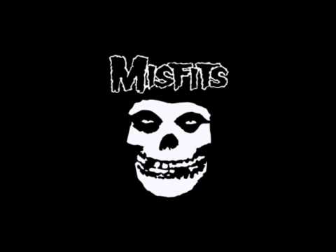 Misfits - Dr Phibes Rises Again (subtitulado)