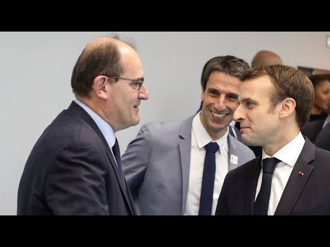 Macron baut seine Regierung um