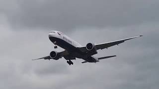 Plane Spotting at London Heathrow Airport (LHR)