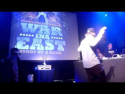 WAR INA EAST 2013 - Kozmik vs Yardbeat vs Sentinel - Club Atak, Enschede - Video 03 by botte