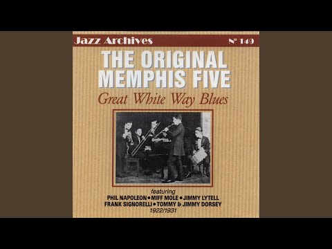 Struttin' at the strutters' ball