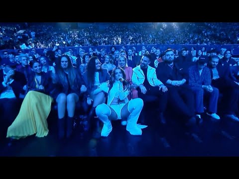 LOLA INDIGO - DISCOTEKA @ PREMIOS ESLAND