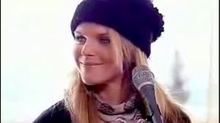 Ana Johnsson - Catch Me If You Can (Live at TV4, February 11, 2007)