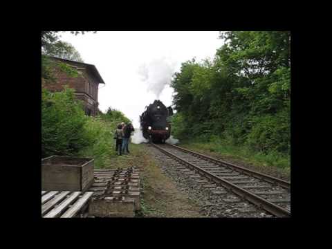 Frühlingsdampf auf der Heidekrautbahn