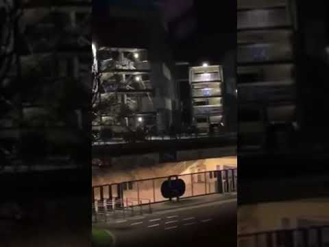 Skandal auf Schalke: Ultras jagen Spieler (vermutlich Uth) nach Abstieg