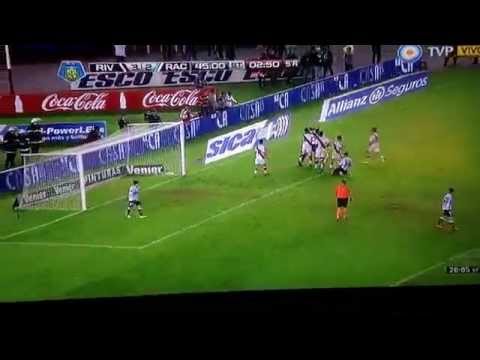 Enorme atajada de Chichizola a Saja Racing penal 4/5/2014