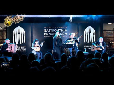 Coletânea de fados Com João Chora ao Vivo