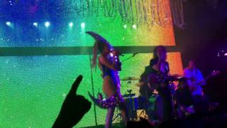 Miley Cyrus - Space Boots (Live) NY