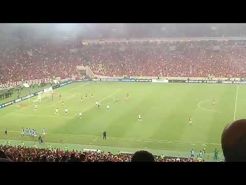 Flamengo 1 - Independiente 1 penal de Ezequiel Barco desde la tribuna del Maracaná - Final