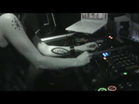 DJ Aninha na D´Lay Club Extreme Fun (06.03.2010).avi