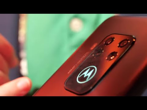 Lenovo Motorola One Zoom High-res optical zoom and ultra-wide angle Smartphone