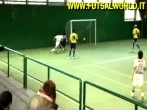 12/2/11 Serie B , Domus Bresso - Bergamo Calcetto, highlights - futsal/calcio a 5