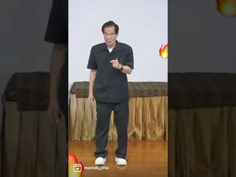 The creator of the Universal Healing Tao System, Grandmaster Mantak Chia, has just turned 79!🥳