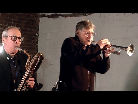 Gary Smulyan / Joe Magnarelli  "Wives and Lovers" ( Burt Bacharach) Live at Alias Coffee, Troy,  NY
