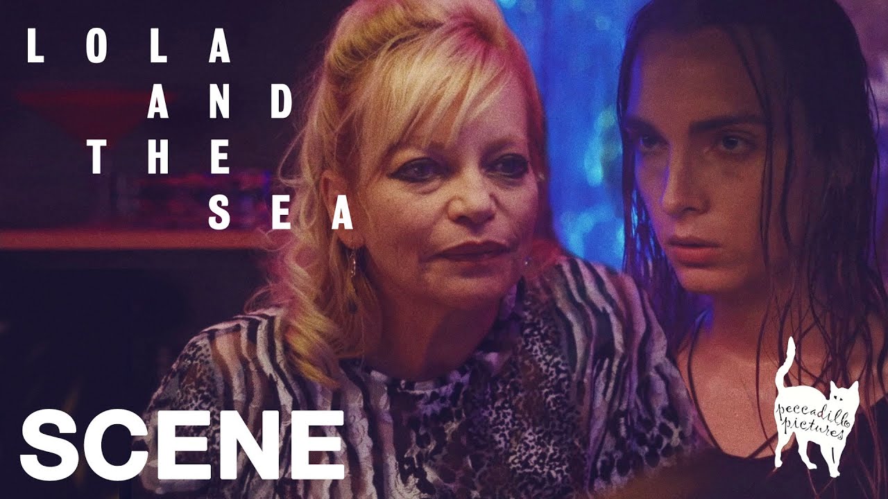 LOLA AND THE SEA - Mum, the Urn and the Strip Club