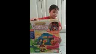 Leap Frog Play & Discover School set - unboxing
