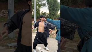 Download lagu Jangan Berani Lawan Akbar Hasri Kalo Tidak Mau Benjol mp3