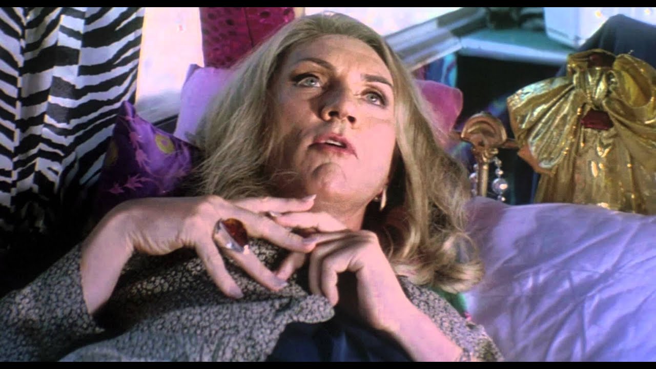 Priscilla, Queen of the Desert Official Trailer #1 - Terence Stamp Movie (1994) HD - YouTube