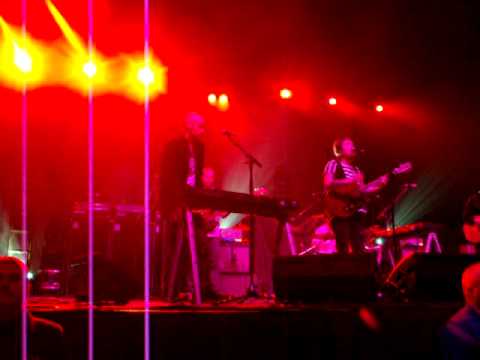 Tegan and Sara with Hunter Burgan-"Hell" Victoria, 12/21