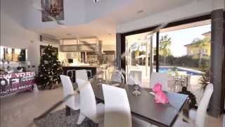 preview picture of video 'Modern Holiday Rental Villa RV43112 | Nueva Andalucia | Marbella |'