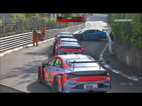 WTCR Pau Ville 2022 Q2 Bjork Big Crash
