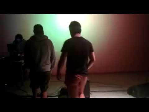 Mal vecino en vivo johnny deks ft mc ruynas/ johnny deks ft orbita de beat