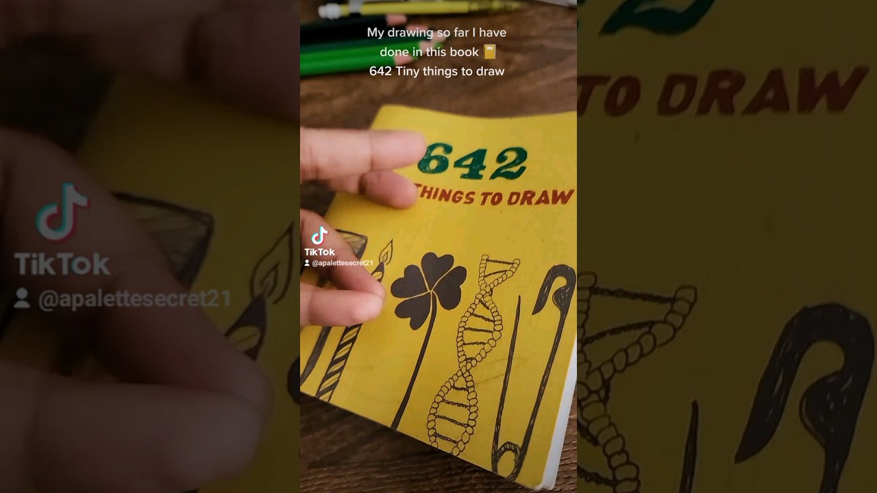 642 Tiny things to draw/Part 4 🧁◻️🦋🍒♟️✏️ #shorts #youtubeshorts #shortvideo #pencildrawing