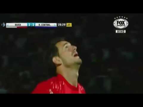 AUGUSTO BATALLA LLORANDO LUEGO DEL EMPATE DE RIVER EN LA FINAL