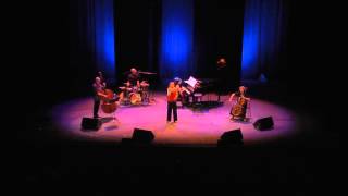 Barbarie, une femme qui chante Barbara : Vienne