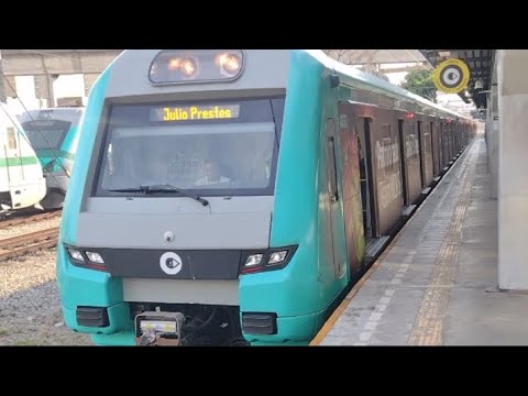 Via mobilidade A17 partindo buzinando da estação presidente Altino linha 8 diamante!