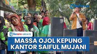 Massa Ojol Geruduk Kantor SMRC Buntut Seruan Saiful Mujani Jatuhkan Prabowo, Desak Minta Maaf