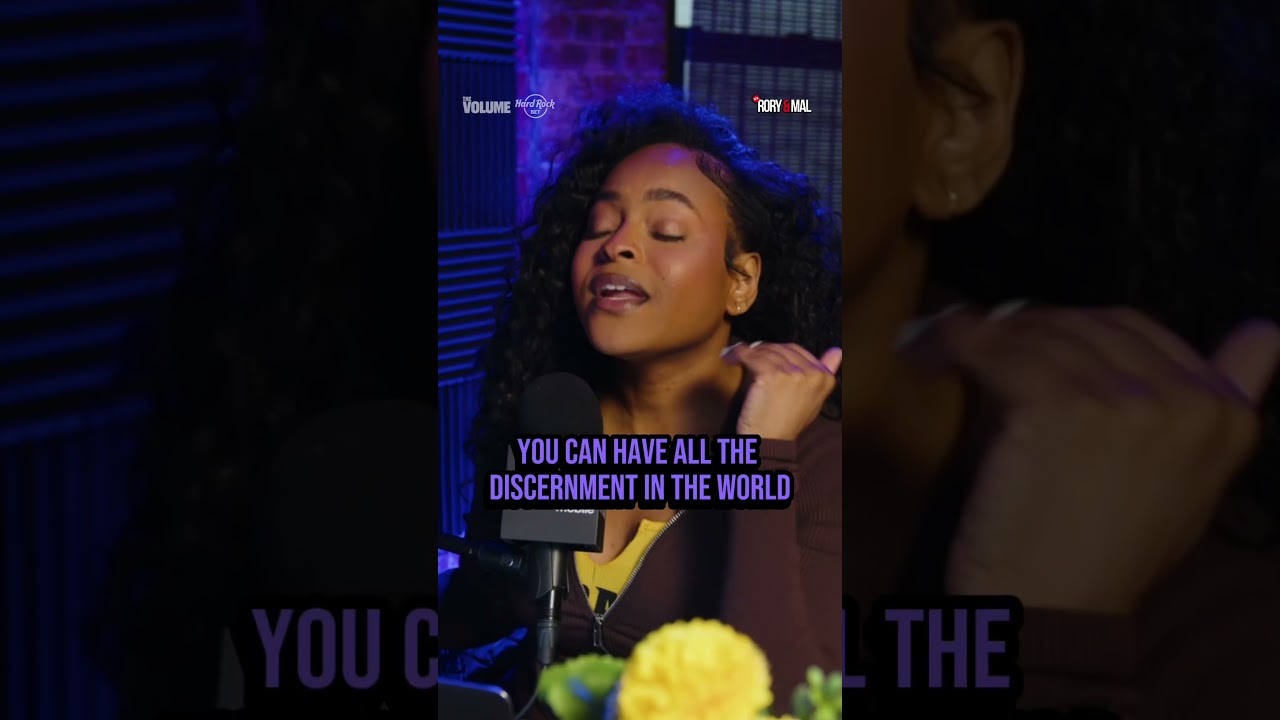 In hindsight it’s easy to say Meg thee Stallion should’ve took time with Klay Thompson but bro LIED