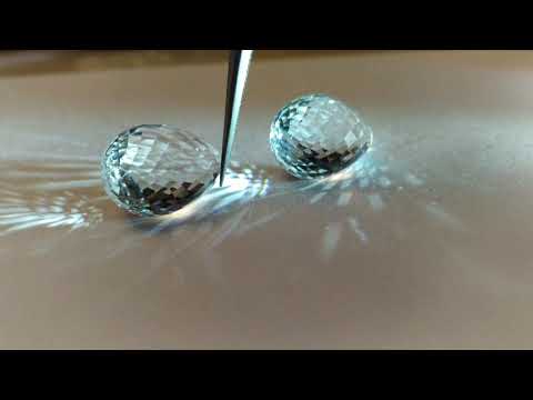 Espléndidos topacios naturales talla briolette. Natural Topaz briolette. Gemología