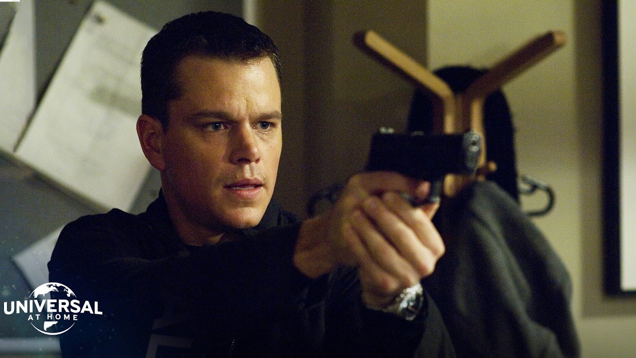 Miniature de la vidéo Matt Damon Escapes Near Death - Extended Preview du film La Vengeance dans la peau