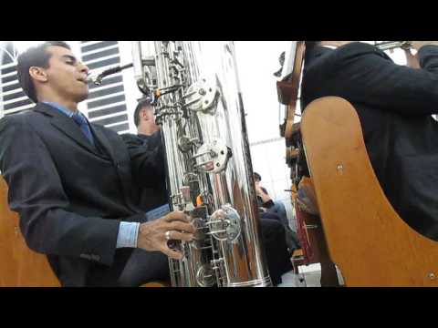 SAX BAIXO - HINO 374