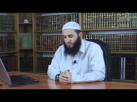 A lejohet të punësohem me një bank jo islame në të cilën punohet edhe me kamatë?