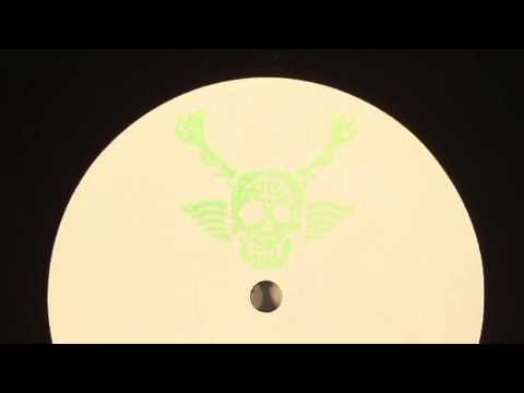 DJ Rocca & N2B - Mr Rossi's Backpain (To Rack & Ruin 6)